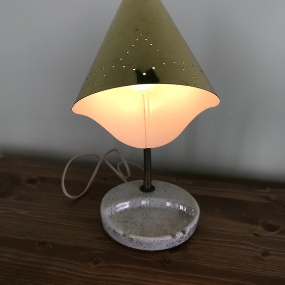 Brass Bullet Lamp with Ceramic Ashtray Base Vintage MCM Gooseneck Lamp - Picture 12 of 13